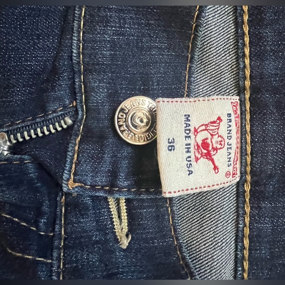 True Religion - Picture 4 of 4